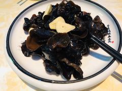 凉拌木耳-魏铭鱼头捞饭(晋阳路店)