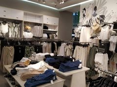 -H&M(鹏欣水游城店)