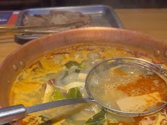 -洱火云南酸菜牛肉火锅(石景山当代商城店)