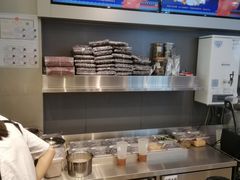 -沪上阿姨·精选茶饮(深大西丽店)