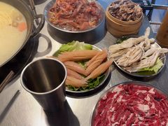-鹿鸣山草本茶香火锅(园西路店)