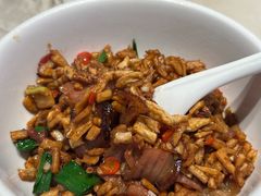 萝卜干炒腊肉-味上湘菜馆(阿波罗店)