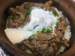 窝蛋牛肉煲仔饭-红星光发煲仔饭(大石街店)