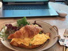 -玲婧胡同·生日蛋糕·餐厅(嘉里城店)