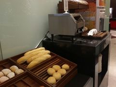 -亮马河饭店翠雅咖啡厅