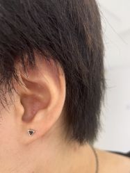 -AI艾耳·专业手工耳洞·穿孔美学馆