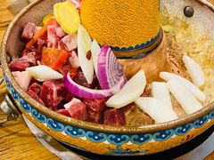 -毛辣果·贵州红酸汤牛肉火锅(西单店)