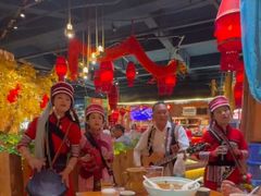 -老滇山寨•云南特色菜•地方菜•民族风情歌舞表演(金碧店)