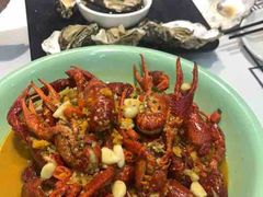 -靓虾二哥长沙地标小龙虾(五一广场店)