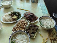-香辉食馆(新兴路店)