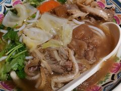 -鑫花溪牛肉米粉(天山店)