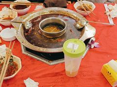 -山城年华老火锅(玉林店)