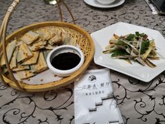 -一江春水·杭帮臻宴(三台山店)