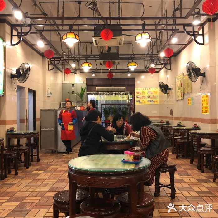 顺记冰室(宝华路店)大堂图片