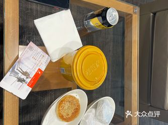 今天到了才发现，有牛肉馅的烧饼，加热后外酥里嫩