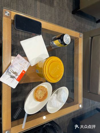 今天到了才发现，有牛肉馅的烧饼，加热后外酥里嫩