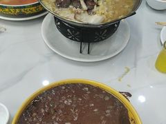 -一口猪海鲜浑锅·东北家常菜