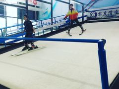 -零度滑雪室内训练中心(莘庄店)