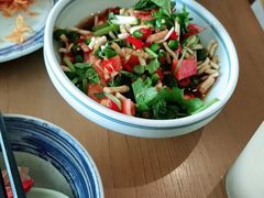 -包整·丝娃娃(一览甲秀楼风景店)