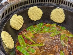 -哈尔滨烧烤·山河村铁锅炖(交大店)