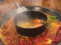 -馋虫重庆火锅(玉林南街店)