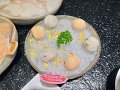 -得意咚瓜·顺德鱼生·冬瓜火锅(深圳首店)