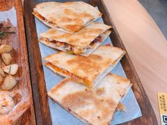 墨西哥牛肉奶酪饼-红小满休闲餐厅(十全街店)