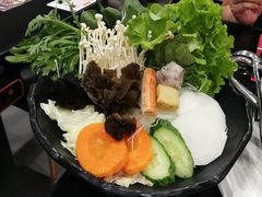 -呷哺呷哺(哈尔滨红博购物广场店)