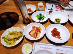 -紫霞门韩国料理烤肉(深南东路店)