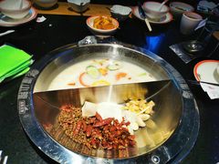 -潘小辣鲜肉老火锅