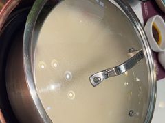 -洪氏嗨捞·猪肚鸡火锅(阳光天地店)