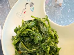 炝拌龙须菜-乡村馕坑肉·烧烤·新疆菜·本地人更爱吃(阿勒泰首店)