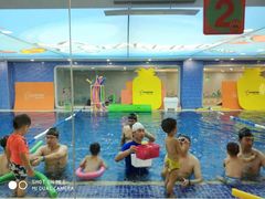 -戊辰亲子游泳俱乐部