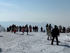 -浙东第一尖雪山欢乐谷