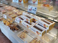面包甜点陈列柜-味多美蛋糕(八大处店)