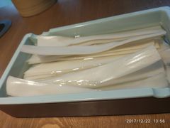 -耍哥串串香(香月湖店)