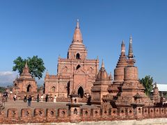 -一寨两国风景区