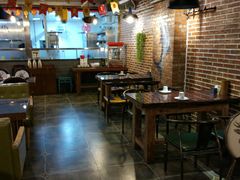 大堂-三个大叔东北烧烤·砂锅菜(西三旗店)