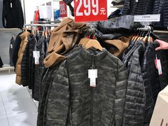 -优衣库(上海正大广场店)