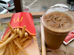 -麦当劳(展览路店)