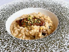 -哈布斯扒房(华发商都店)