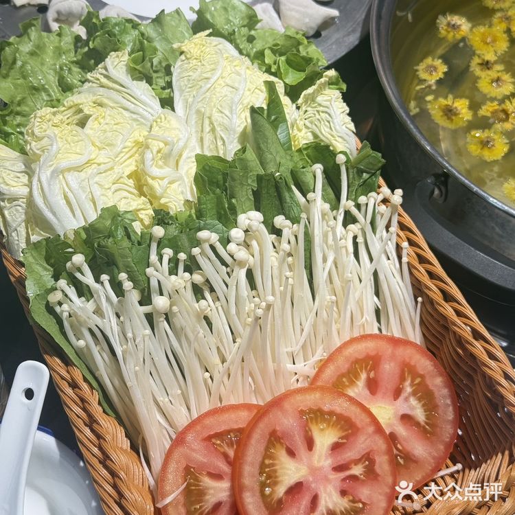 菊花汤底！被这家牛肉火锅狠狠拿捏了‼