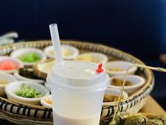 都匀毛尖奶茶-包整·丝娃娃(一览甲秀楼风景店)