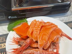 -金马门国际美食百汇(珞喻路店)