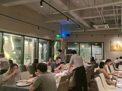 -Efes Turkish & Mediterranean Cuisine 艾菲斯餐厅(陆家嘴店)