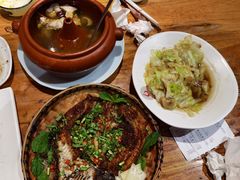 -老滇山寨•云南特色菜•地方菜•民族风情歌舞表演(金碧店)