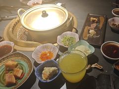 -铭牛烧肉·和牛海鲜自助(高新月牙湖店)