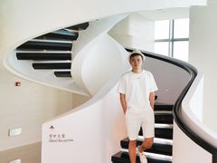 -瑰丽酒店·海吧·天际下午茶·现场DJ·天台酒吧