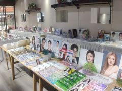 -零度眼镜·宝视友·蔡司依视路(吾悦花街店)