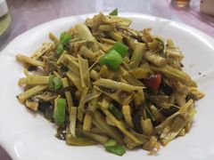 雪菜肉丝小笋-翠茗农庄土菜馆(天目湖店)